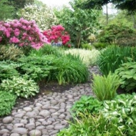 stone-garden-path